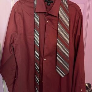 Structure Men's Burgundy Dress Shirt with Striped Tie